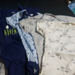 Bundle of 5 gerber onsies